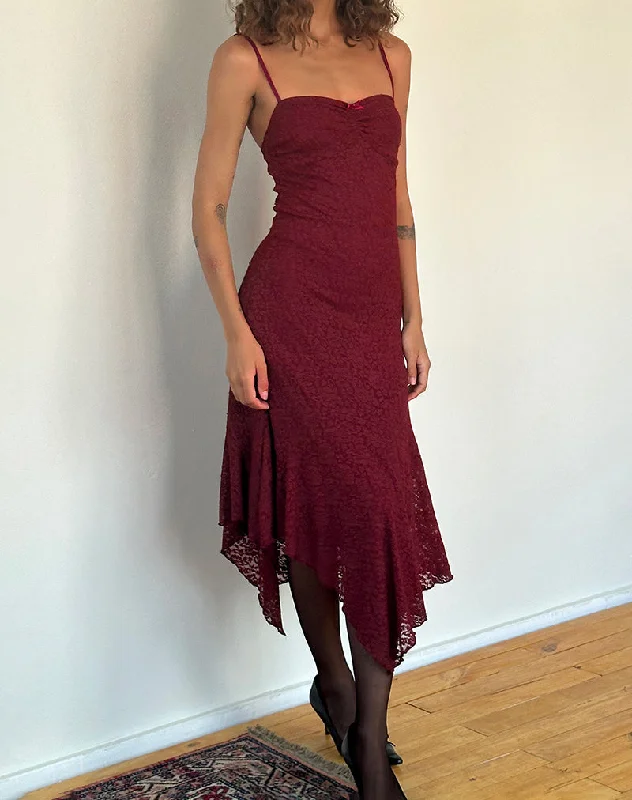 Drusilla Midi Dress in Rose Lace Burgundy