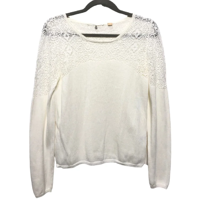 Top Long Sleeve By Knitted And Knotted In Ivory, Size: M