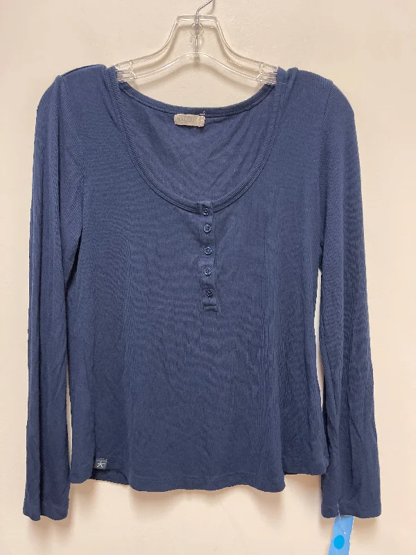 Top Long Sleeve By Barefoot Dreams In Navy, Size: M