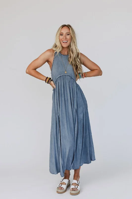 Daisy Chain Maxi Dress - Blue