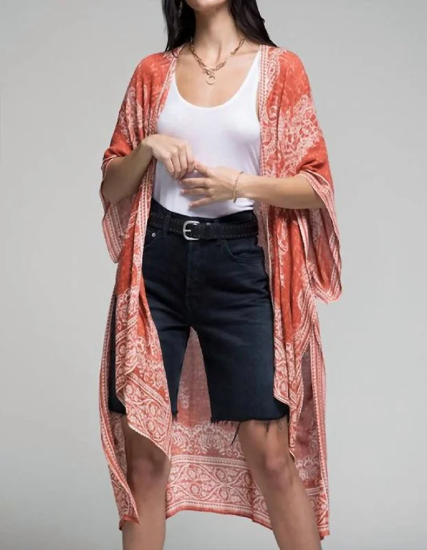 Francesca Damask & Paisley Print Kimono In Clay